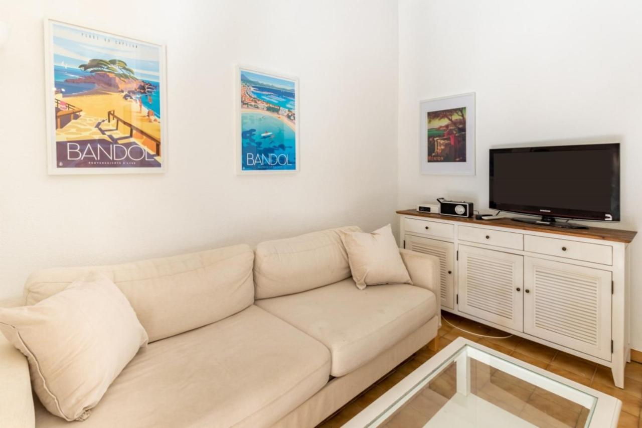 Апартаменти Nice Apt For 4 With Terrace And Pool Бандоль Екстер'єр фото